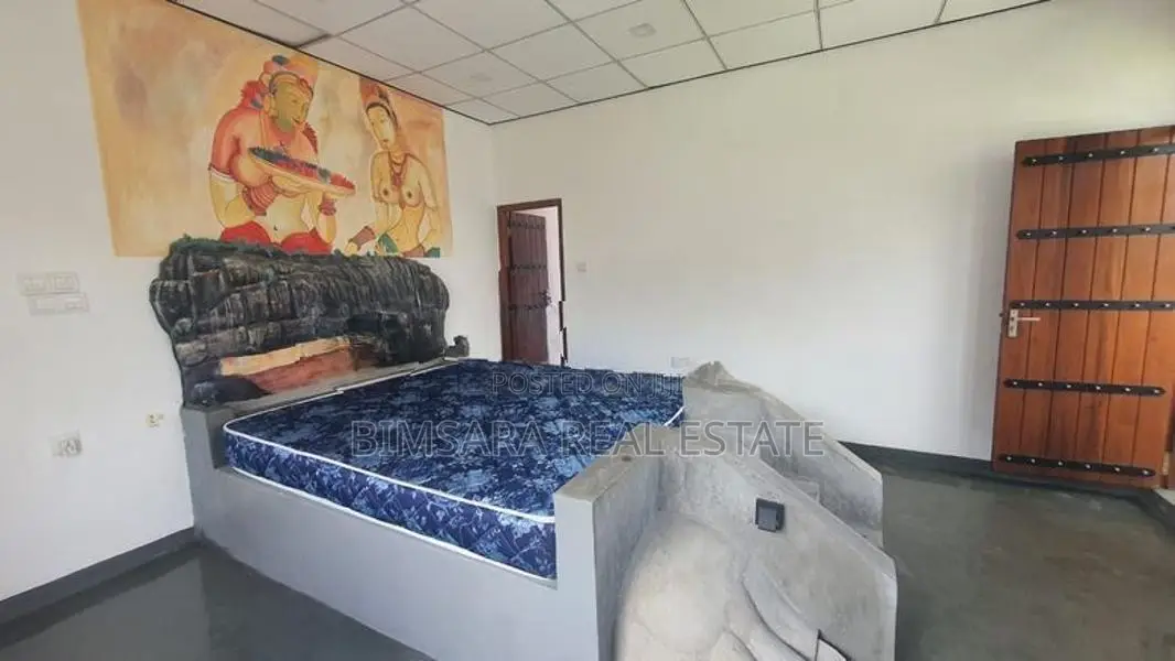 BRAND NEW 4BR 2STORIED HOUSE IN A VERY RESIDENTIAL AREA,HOMAGAMA|LH037