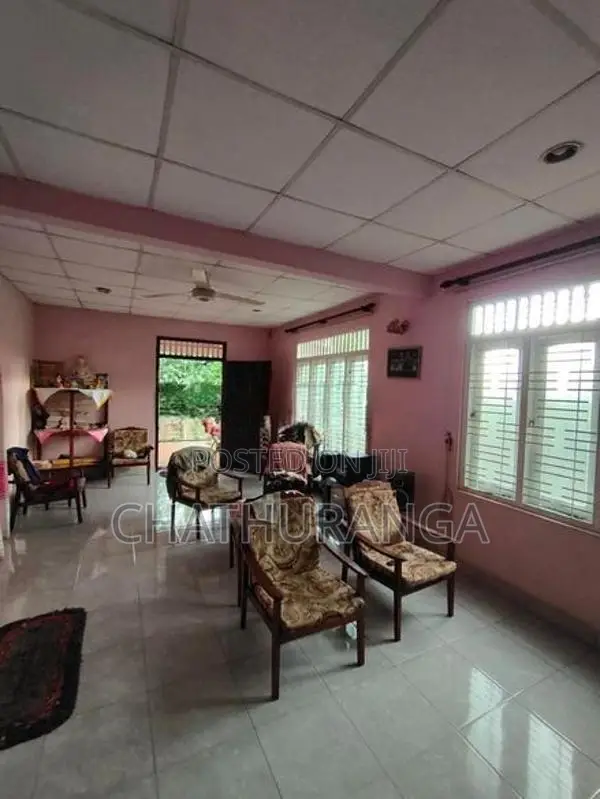HOUSE WITH 30 PERCH LAND SALE කඩවත කාපට් පාරට මුහුණලා