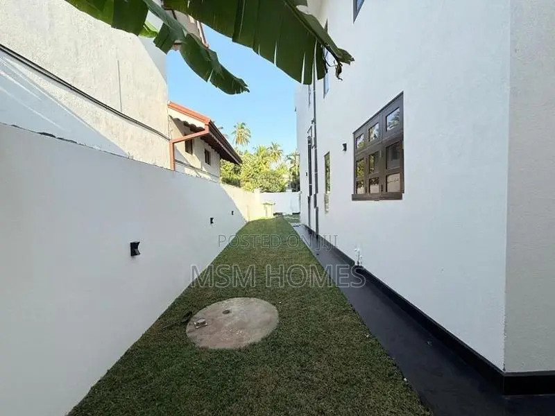 Brand New Box Modern House For Sale in Negombo