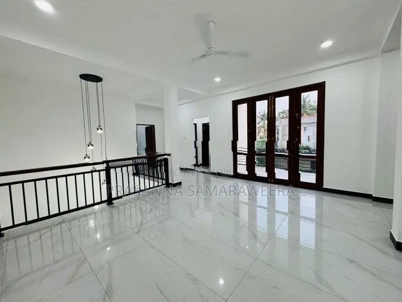 Solid Brand New Modern super luxury 2 Story House-piliyandala