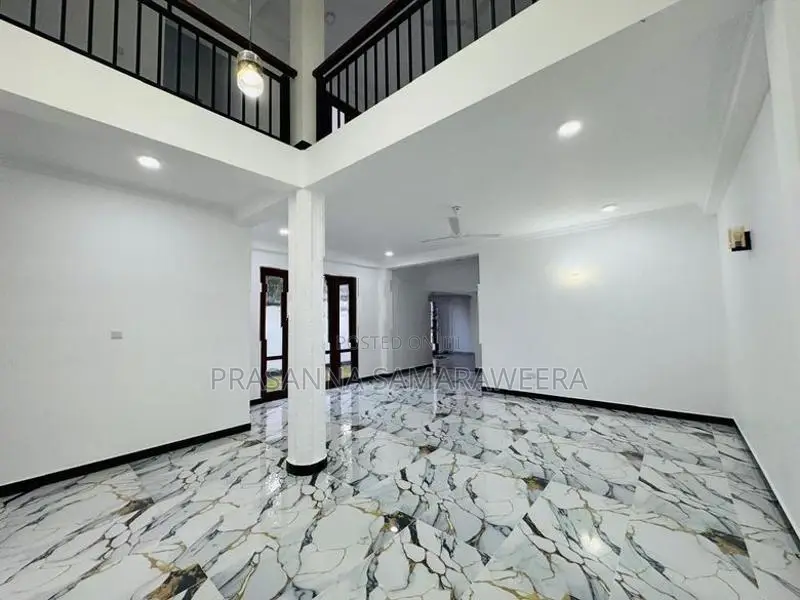Solid Brand New Modern super luxury 2 Story House-piliyandala