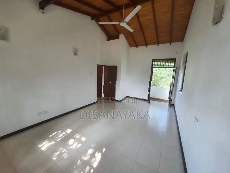 single story house for sale in Battaramulla Ds54450