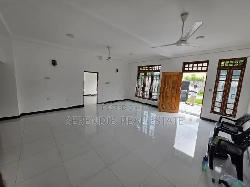 Two Storied House Sale in Ratmalana