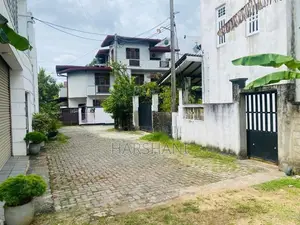6.3P Superb Land at Prestigious Neighborhood Close to Kiribathgoda