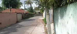 Land with Old House for Sale in Mavittara Piliyandala
