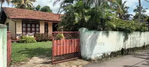 Land with Old House for Sale in Mavittara Piliyandala