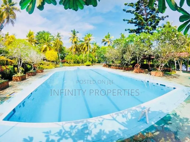 (AF890) Water Facing Hotel for Sale at Moratuwa
