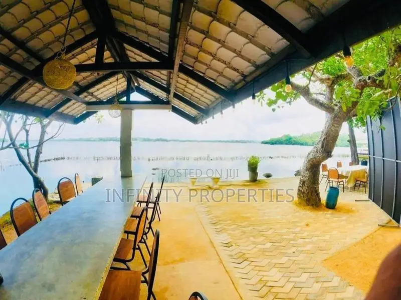 (AF890) Water Facing Hotel for Sale at Moratuwa