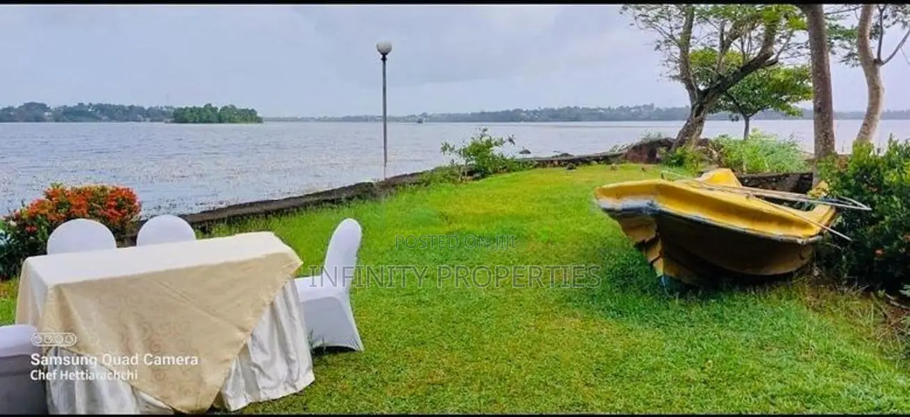 (AF890) Water Facing Hotel for Sale at Moratuwa