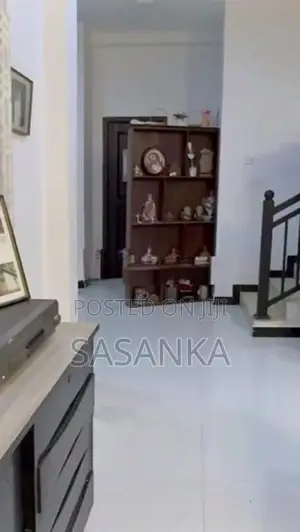 Pannipitiya Palanwatta Three Story Luxury House Available For Sale