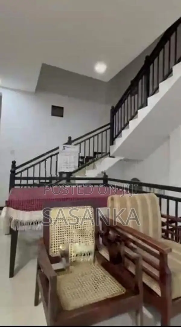 Pannipitiya Palanwatta Three Story Luxury House Available For Sale