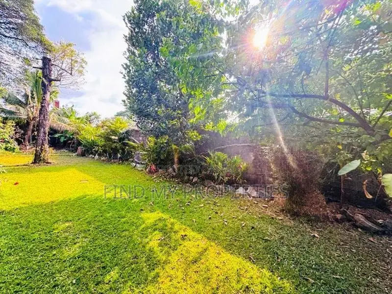 Land for Sale in Thalawathugoda