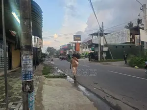 ඉතාමත් වටිනා පර්24 ඉඩමක් විකිණිමට මීගමුව අක්කරපනහ keells එක අසල