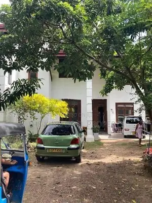 House for sale in Boralesgamuva