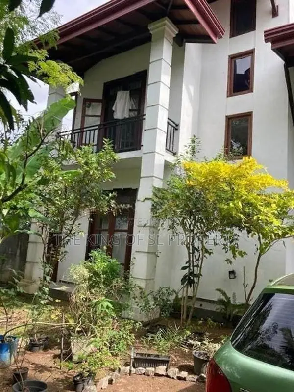 House for sale in Boralesgamuva