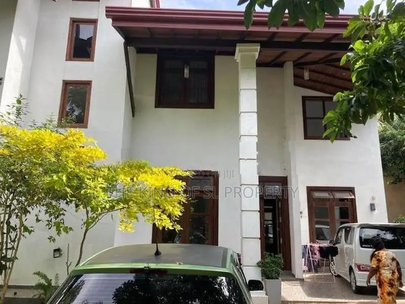House for sale in Boralesgamuva