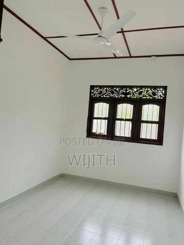 තනිමහල් නිවසක් විකිනිමට මාලබෙි හොරයිෂන් ජාත්‍යන්තර පාසල ආසන්නව
