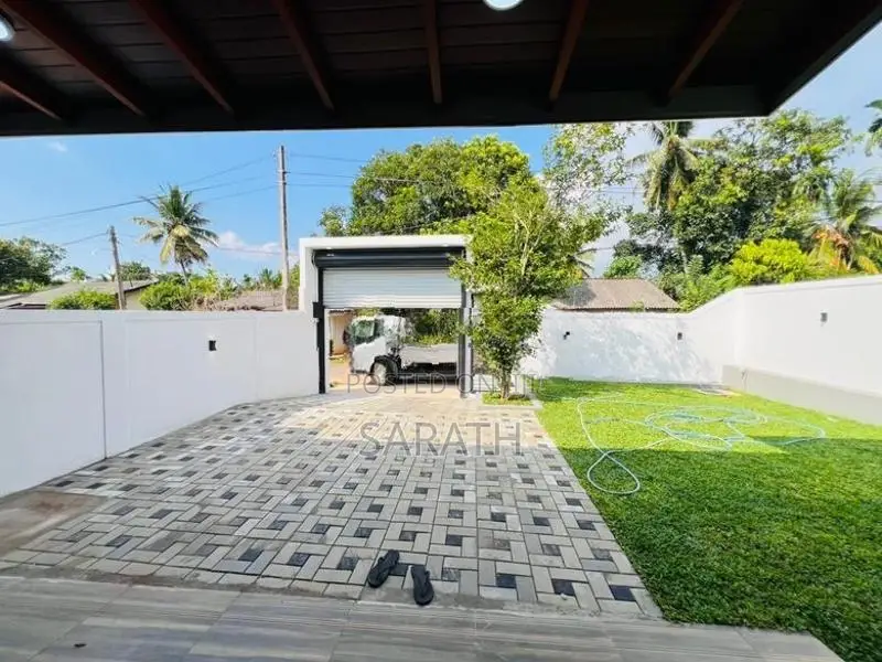Brand New House For Sale Athurugiriya