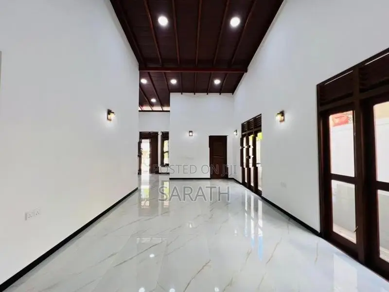 Brand New House For Sale Athurugiriya