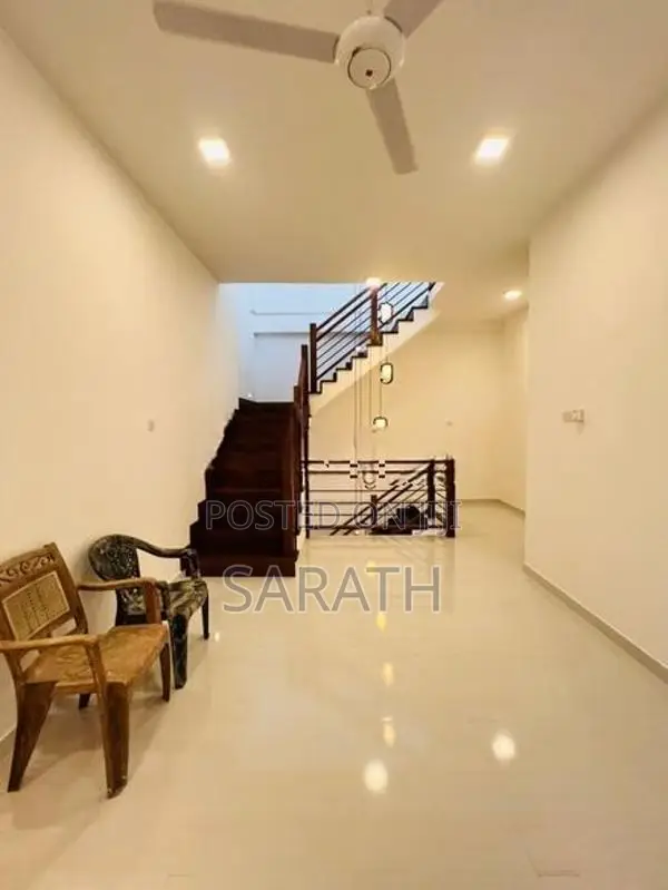 Luxury Brand New House Sale Athurugiriya