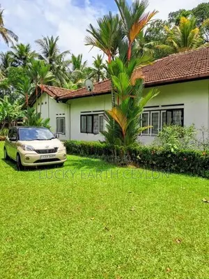 Sale,Karapitiya,Galle, Old Hous & 40 Perch Land For Sale (NZMS3067)