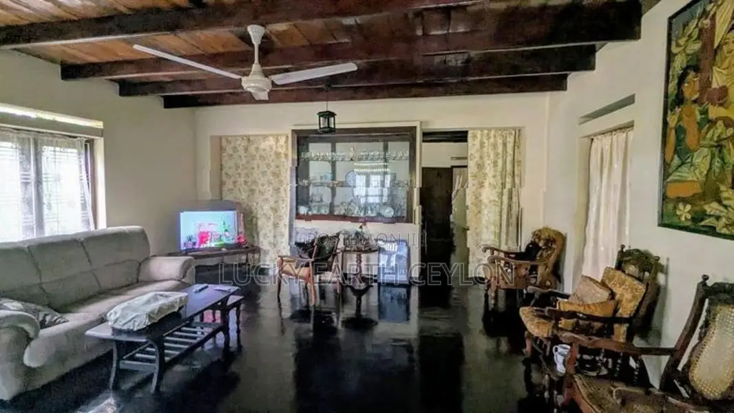 Sale,Karapitiya,Galle, Old Hous & 40 Perch Land For Sale (NZMS3067)