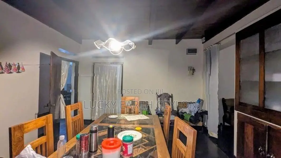 Sale,Karapitiya,Galle, Old Hous & 40 Perch Land For Sale (NZMS3067)