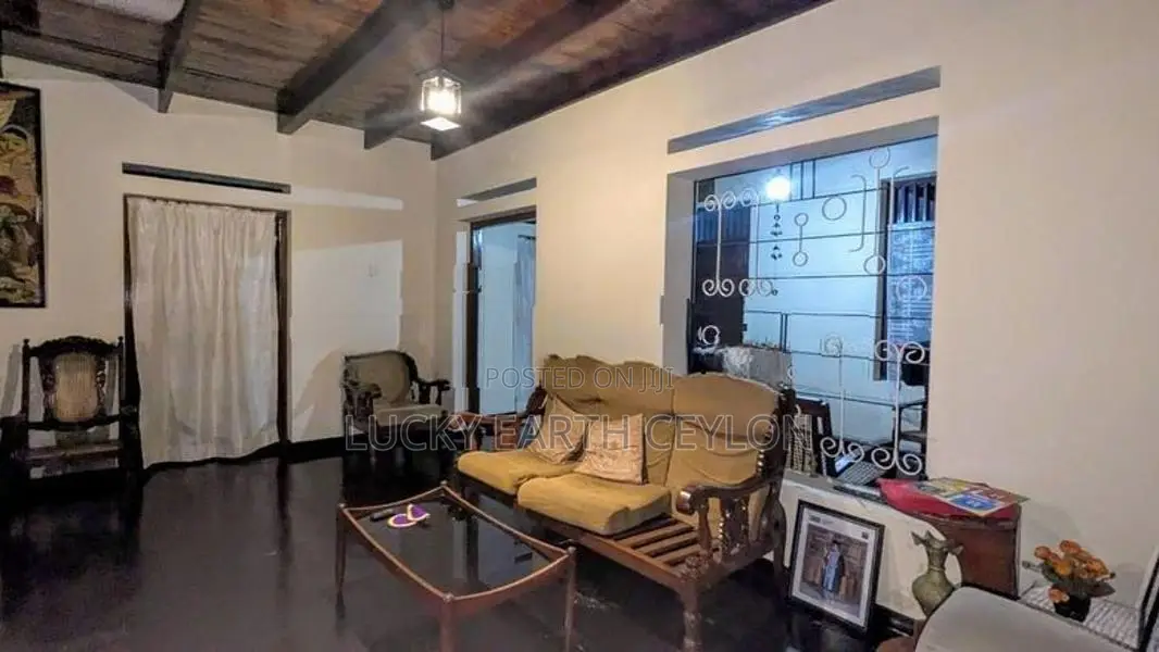 Sale,Karapitiya,Galle, Old Hous & 40 Perch Land For Sale (NZMS3067)