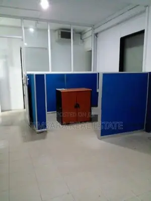 CENTRALLY LOCATED COMMERCIAL OFFICE SPACE FOR LEASE IN COL -04 | LH036