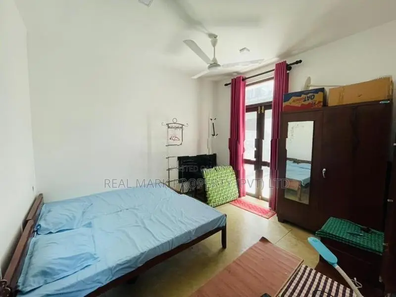 Modern Two Storey Family House in Boralesgamuwa