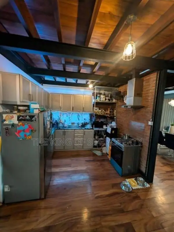 House / Building for sale in Rajagiriya