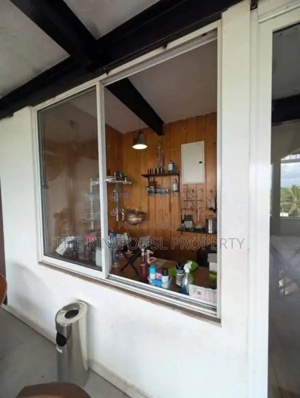 House / Building for sale in Rajagiriya
