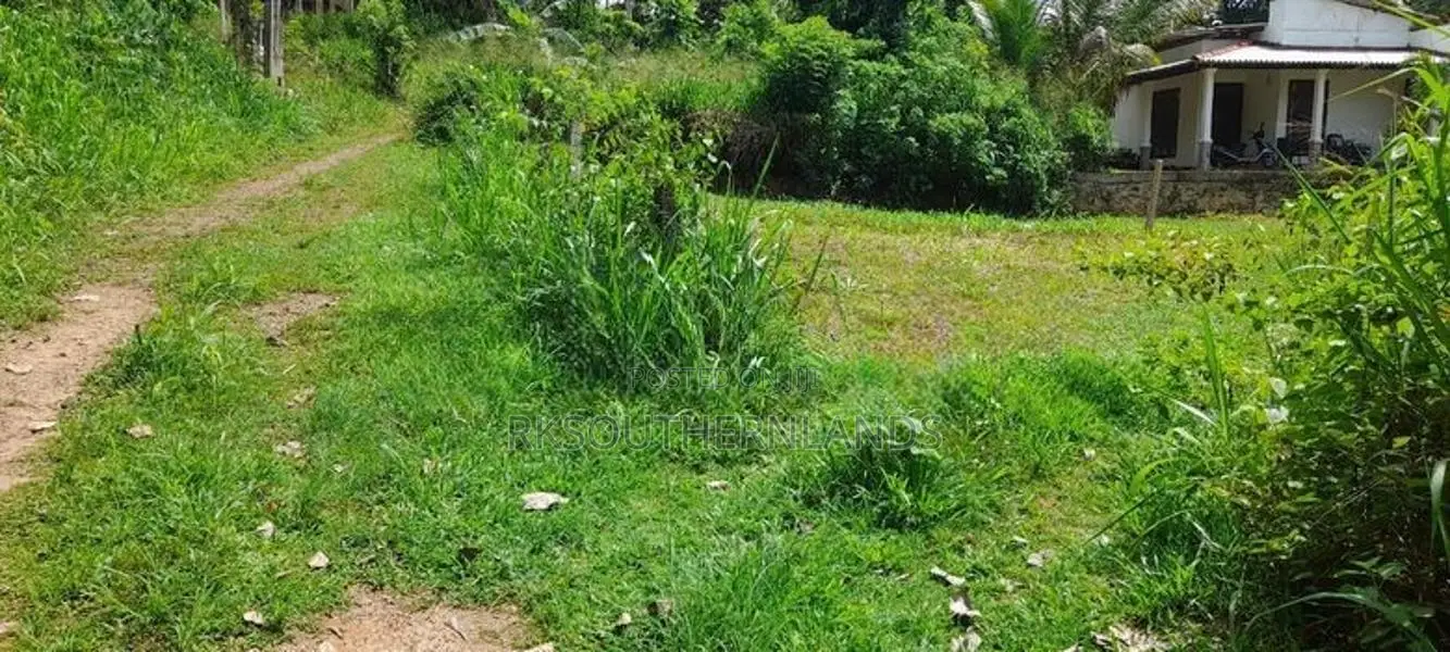 Land for sale in Thalpawila matara