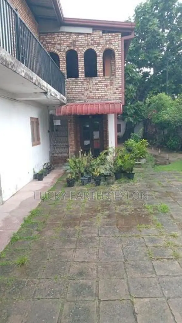 Sale, Ratmalana, Unfurnished 2 Story House For Sale (NZMS3068)