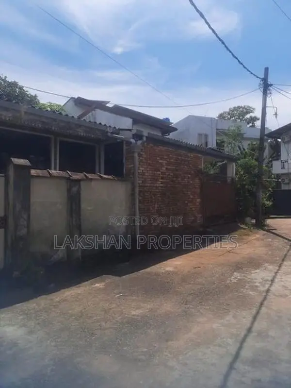 Land For Sale in Boralesgamuwa Abillawatta