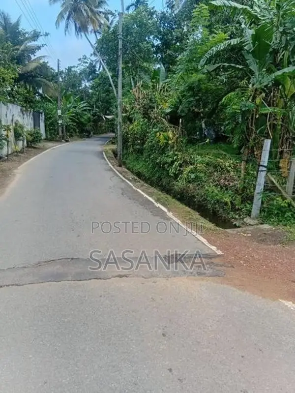Kesbewa Bandaragama 63 Perches Land For Sale