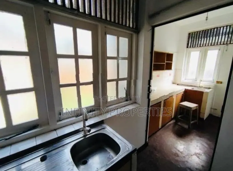 (AF918) 02 Story House With 10.9 P Sale At epitamulla road Pitakotte