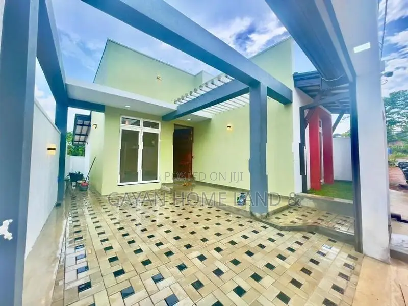 කහතුඩුවෙන් අලුත්ම තනිමහල් නිවසක් විකිණීම