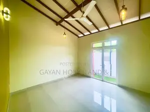 කහතුඩුවෙන් අලුත්ම තනිමහල් නිවසක් විකිණීම