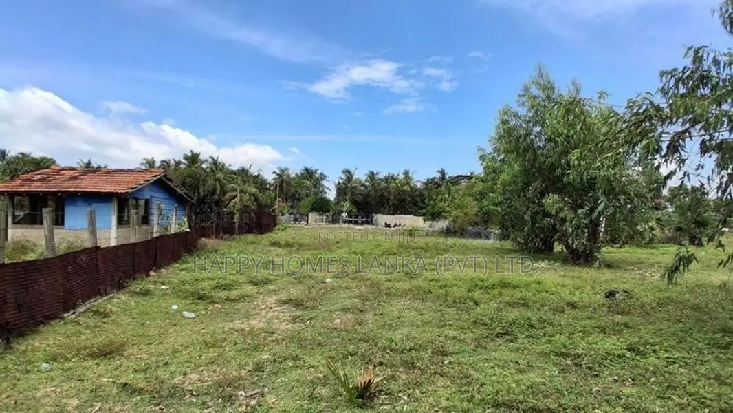 HHL1147 - Land for sale in Thiruperunthurai