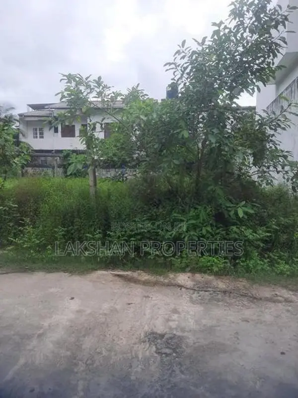 Land For Sale in Boralesgamuwa අබේරත්න මාවත