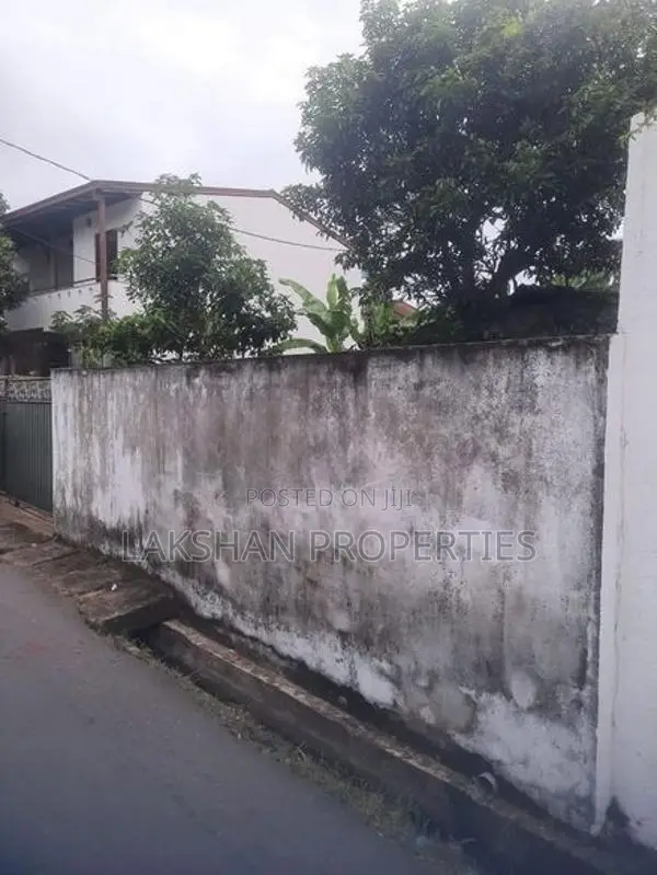 Land For Sale In Boralesgamuwa අබේරත්න මාවත