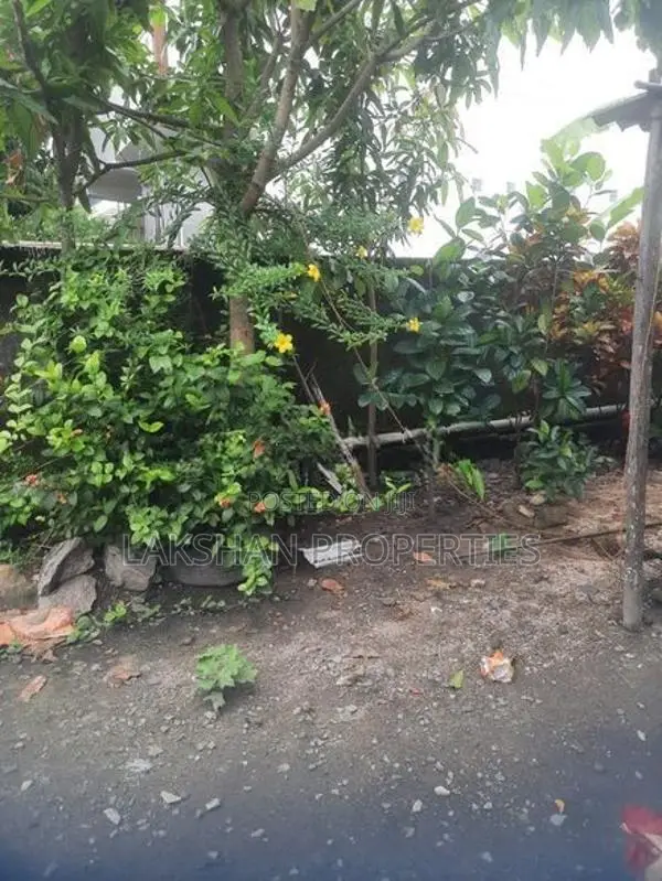 Land For Sale In Boralesgamuwa අබේරත්න මාවත