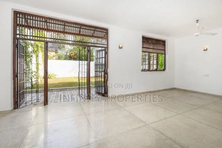 (AFA165) Stunning Newly Renovated sale in Nugegoda
