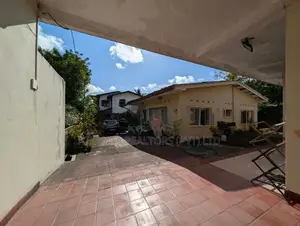 Highly Residential Land with Old House for Sale in Jambugasmulla Mawat