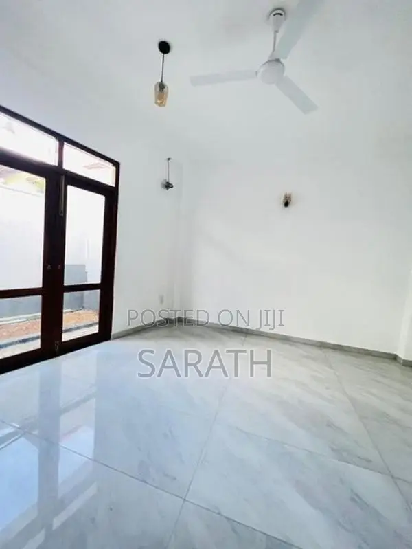 Ultra Modern Brand New House Sale Athurugiriya