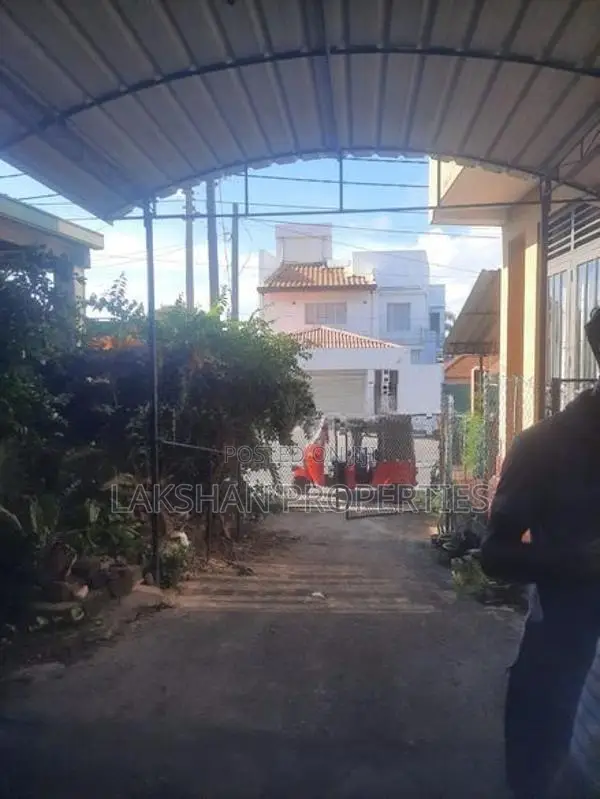 House For Sale In Dehiwala Kwdana Road