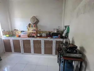 නයිවල Apartment එකක් විකිණීමට / UP 13779