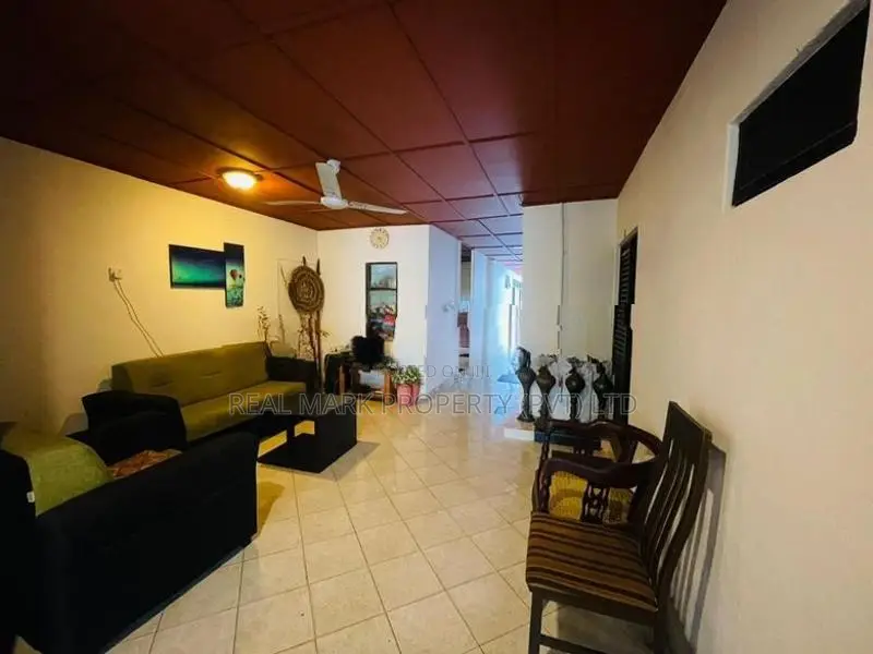 Spacious Guest House for Sale in Biyagama with Excellent Accessibility