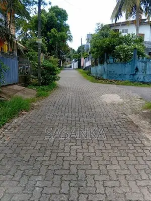කැස්බෑව කොලබ හොරණ පාරට පර්චස් 6.5 ඉඩම විකිණීමට ඇත
